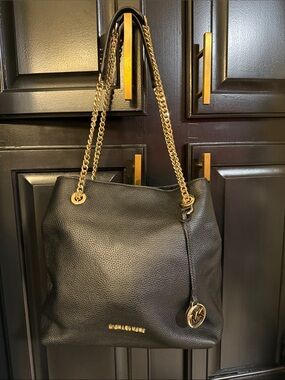 Michael Kors Black Pebbled Leather Shoulder Bag with adjustable Gold Chain